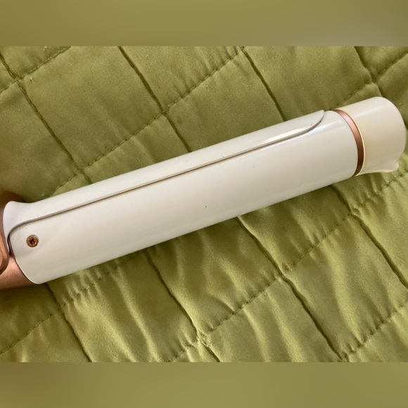 SOLD T3 Interchangeable Curling Wand Set - Picture 8 of 10